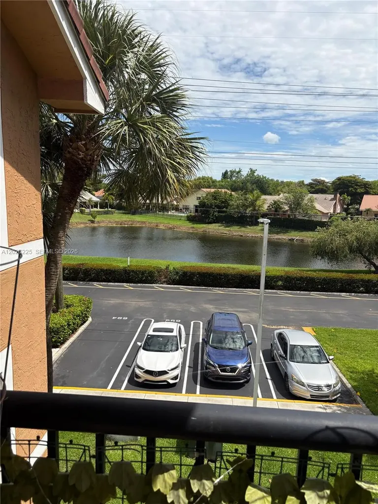 8761 Wiles Road Coral Springs FL 33067