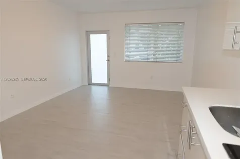 1601 Meridian Avenue Miami Beach FL 33139