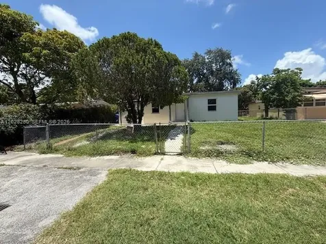 1481 NE 155th Terrace North Miami Beach FL 33162