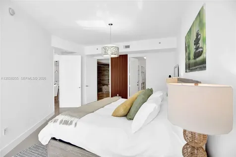 15901 Collins Avenue Sunny Isles Beach FL 33160