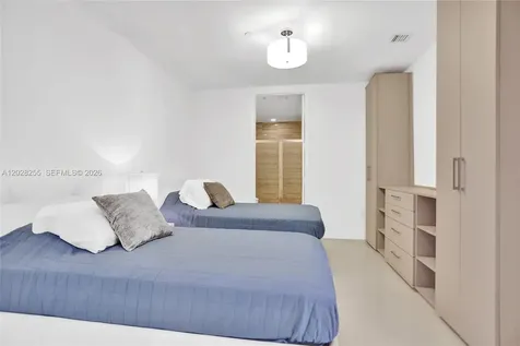 15901 Collins Avenue Sunny Isles Beach FL 33160