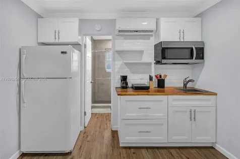1716 SW 11th Court Fort Lauderdale FL 33312