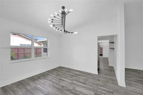 417 SE 4th Street Dania Beach FL 33004
