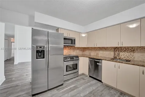 417 SE 4th Street Dania Beach FL 33004