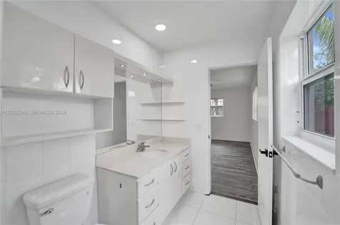 417 SE 4th Street Dania Beach FL 33004