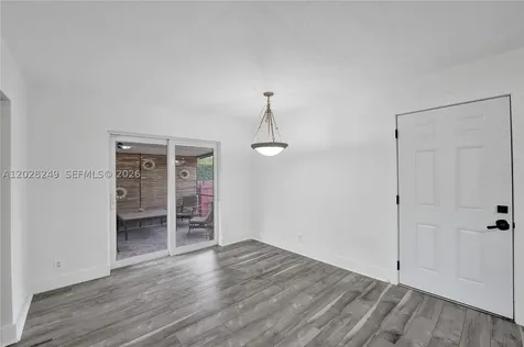 417 SE 4th Street Dania Beach FL 33004