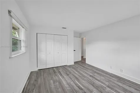 417 SE 4th Street Dania Beach FL 33004