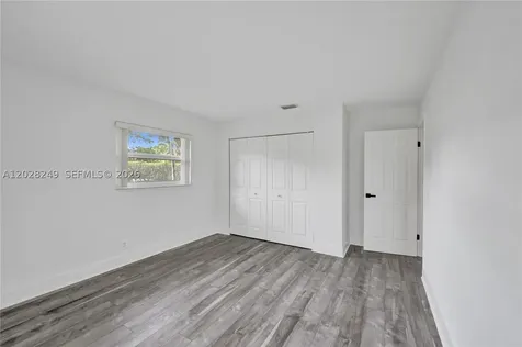 417 SE 4th Street Dania Beach FL 33004
