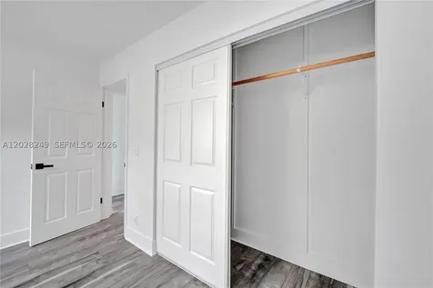 417 SE 4th Street Dania Beach FL 33004