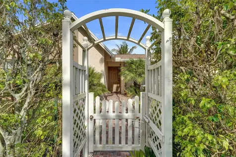 417 SE 4th Street Dania Beach FL 33004