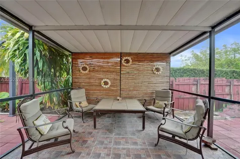 417 SE 4th Street Dania Beach FL 33004