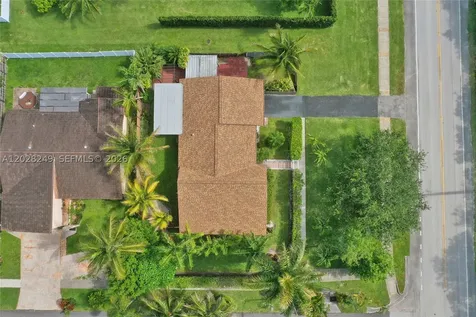 417 SE 4th Street Dania Beach FL 33004