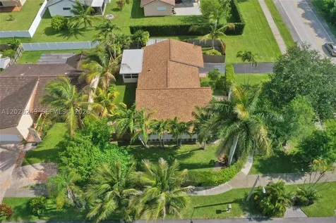417 SE 4th Street Dania Beach FL 33004