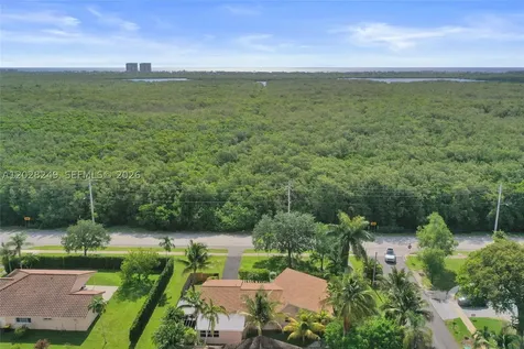 417 SE 4th Street Dania Beach FL 33004