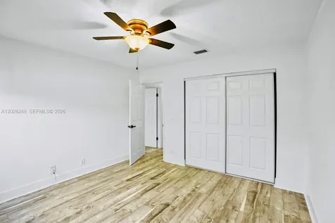 417 SE 4th Street Dania Beach FL 33004