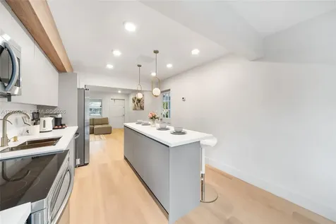 331 NE 42nd Court Oakland Park FL 33334