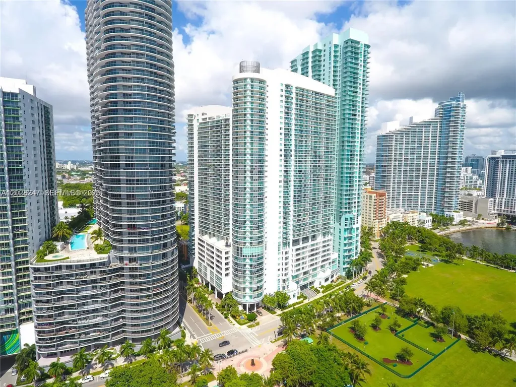 1800 N Bayshore Drive Miami FL 33132