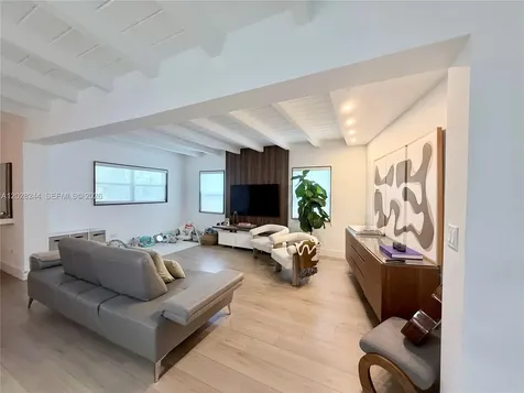 1869 NE 173rd Street North Miami Beach FL 33162