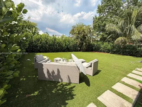 1869 NE 173rd Street North Miami Beach FL 33162
