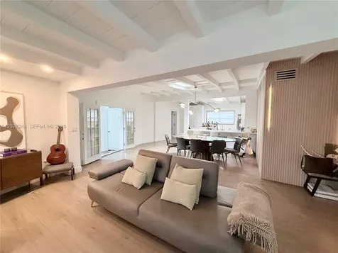 1869 NE 173rd Street North Miami Beach FL 33162
