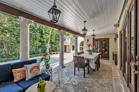 3462 N Moorings Way Miami FL 33133