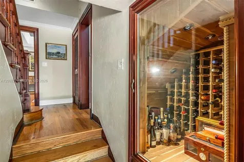 3462 N Moorings Way Miami FL 33133