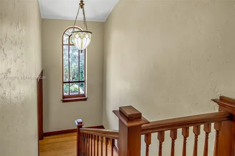 3462 N Moorings Way Miami FL 33133