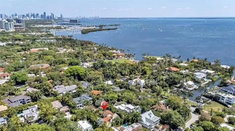 3462 N Moorings Way Miami FL 33133