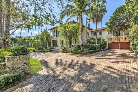 3462 N Moorings Way Miami FL 33133