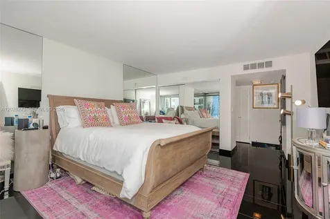 11 Island Avenue Miami Beach FL 33139