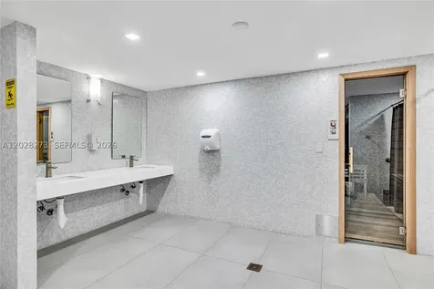 11 Island Avenue Miami Beach FL 33139