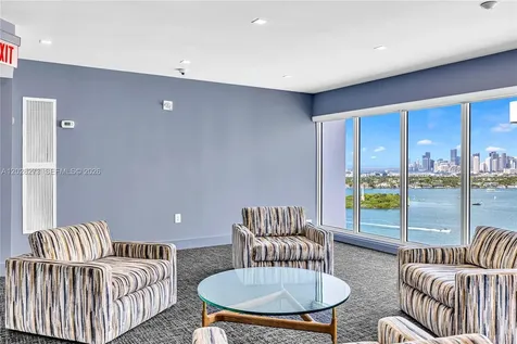 11 Island Avenue Miami Beach FL 33139