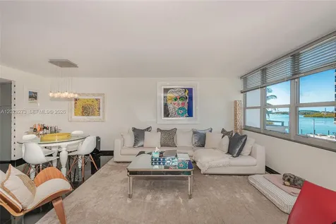 11 Island Avenue Miami Beach FL 33139