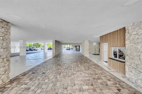 11 Island Avenue Miami Beach FL 33139