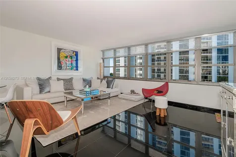 11 Island Avenue Miami Beach FL 33139