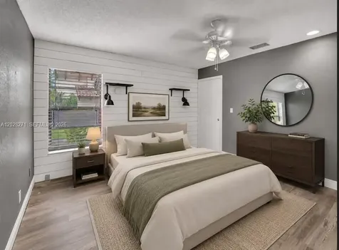 8176 Pine Circle Tamarac FL 33321