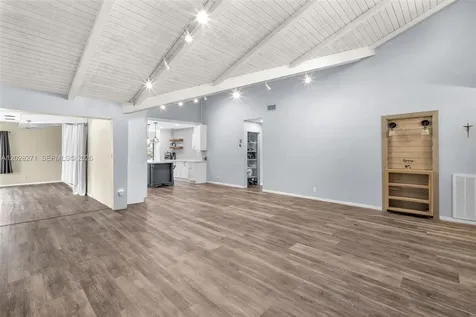 8176 Pine Circle Tamarac FL 33321
