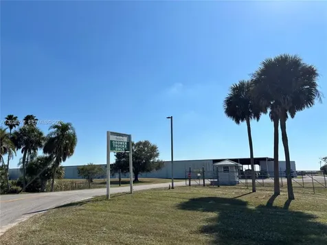 15877 E Sr 80 Clewiston FL 33440