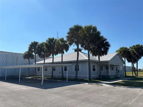 15877 E Sr 80 Clewiston FL 33440