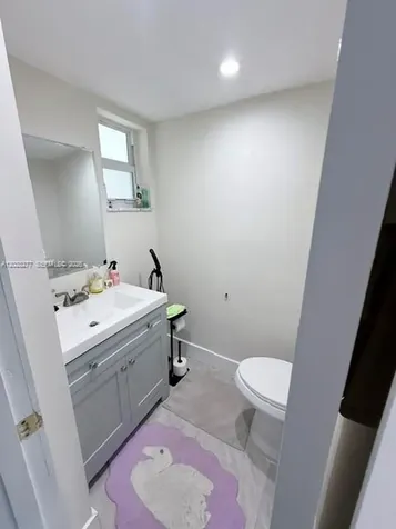 330 SE 2nd Street Hallandale Beach FL 33009