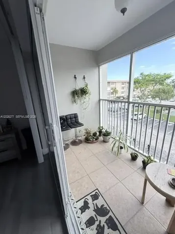 330 SE 2nd Street Hallandale Beach FL 33009