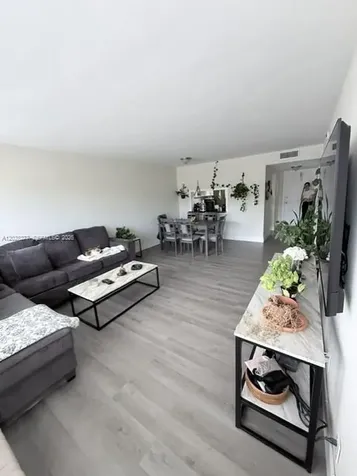 330 SE 2nd Street Hallandale Beach FL 33009