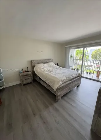 330 SE 2nd Street Hallandale Beach FL 33009