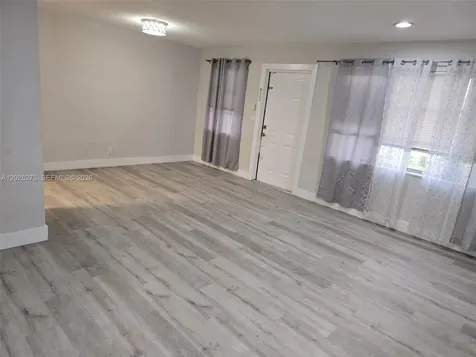 5022 SW 93rd Avenue Cooper City FL 33328