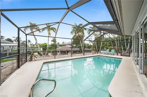 1138 N Lucerne Avenue Cape Coral FL 33904