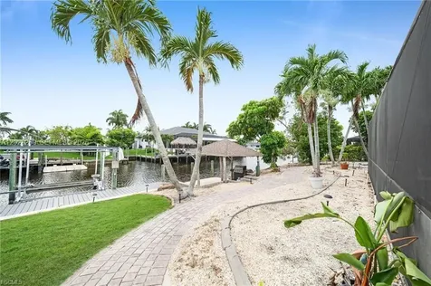 1138 N Lucerne Avenue Cape Coral FL 33904