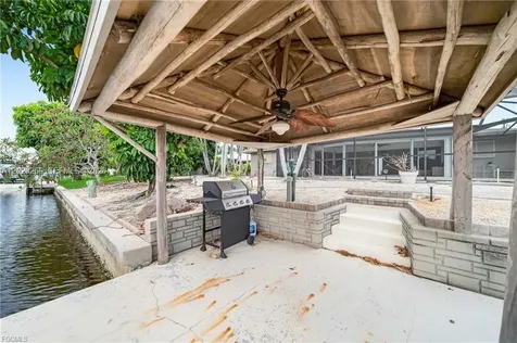 1138 N Lucerne Avenue Cape Coral FL 33904