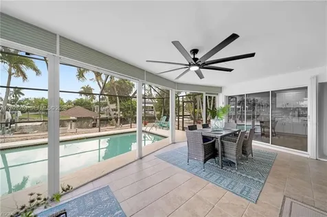 1138 N Lucerne Avenue Cape Coral FL 33904