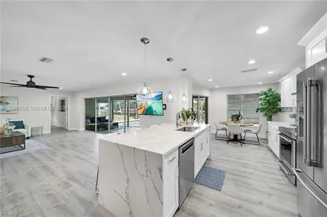 1138 N Lucerne Avenue Cape Coral FL 33904