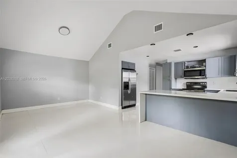 352 NW 41st Street Miami FL 33127